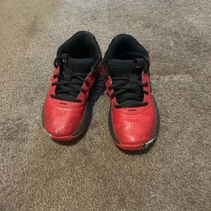 Boys shoes, size 2
